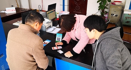 怀远县居保中心以“四送”服务为核心，扎实推进“互联网+信息服务”为民办实事